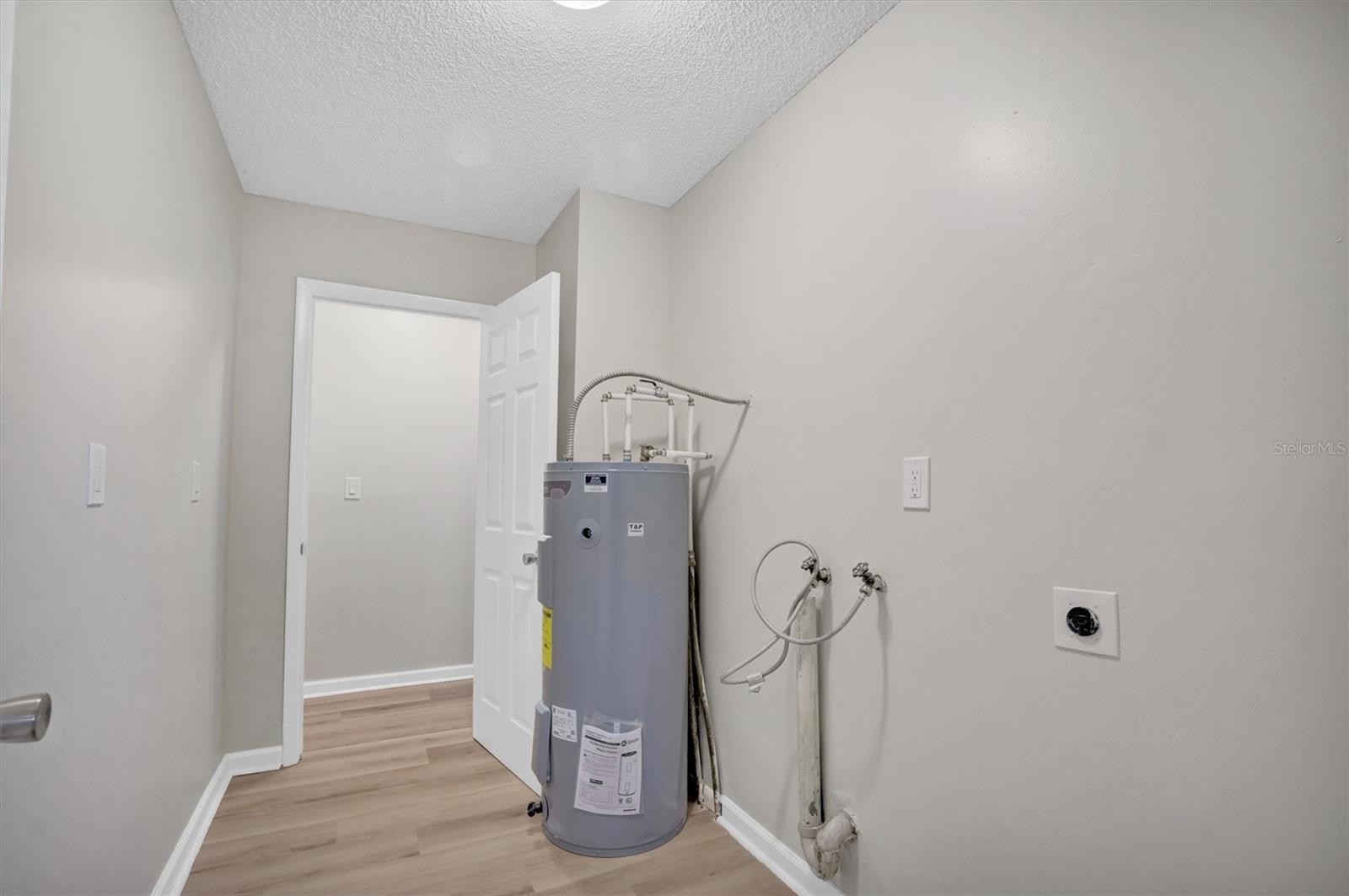CARTER HEIGHTS - Residential