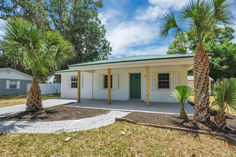 Photo of 112 Amy Circle, Lakeland, FL 33809 (MLS # O6403908)