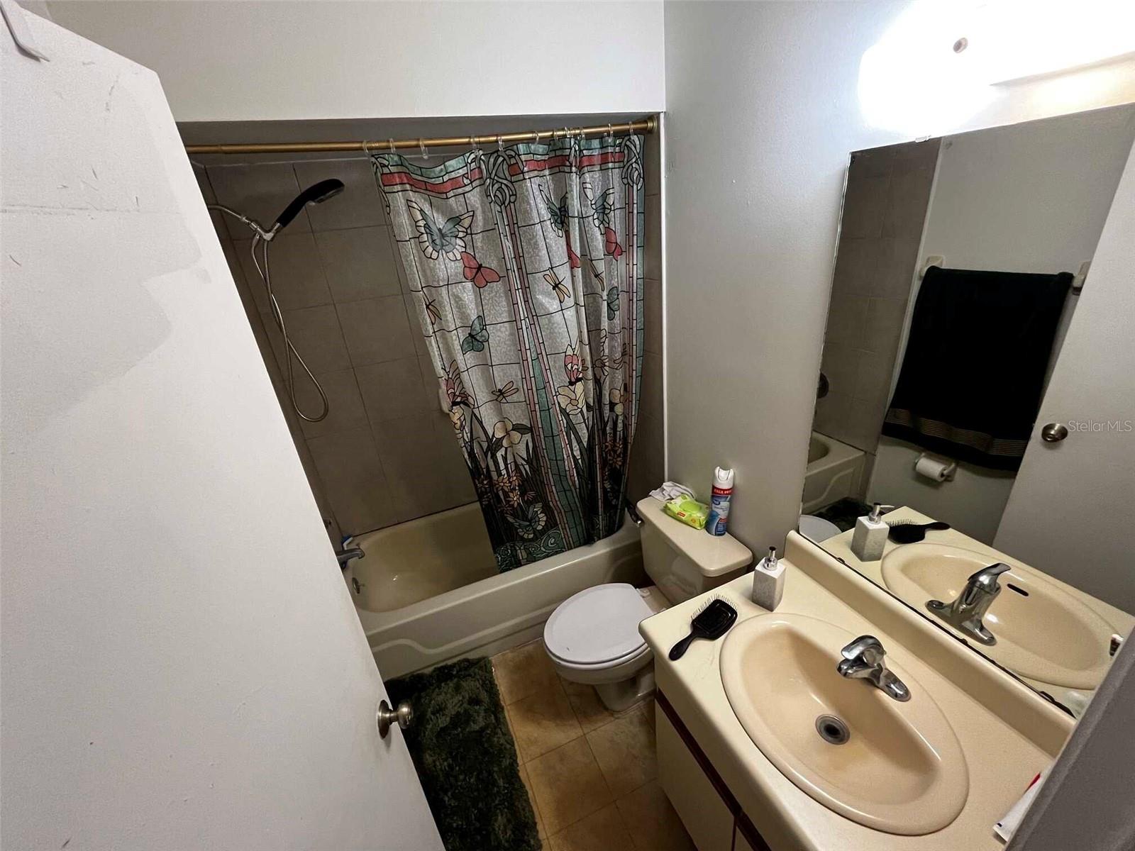 NORTHLAKE VILLAGE CONDO 5 - Residential