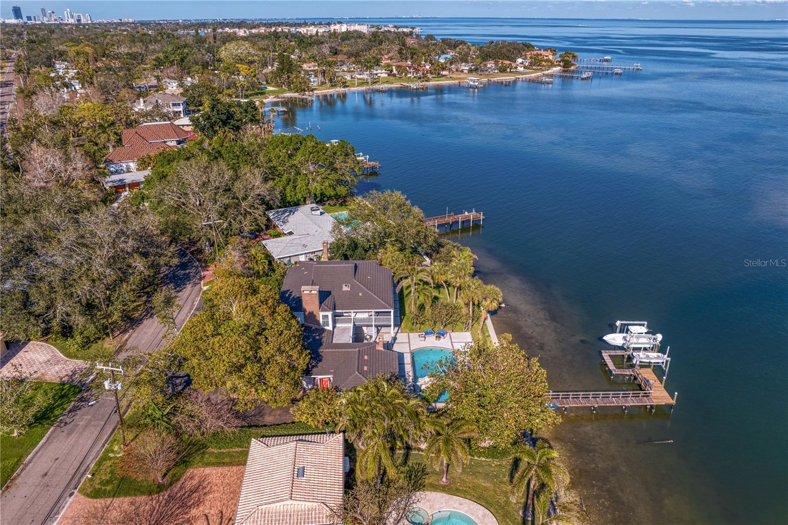 BAY COLONY ESTATES - Residential