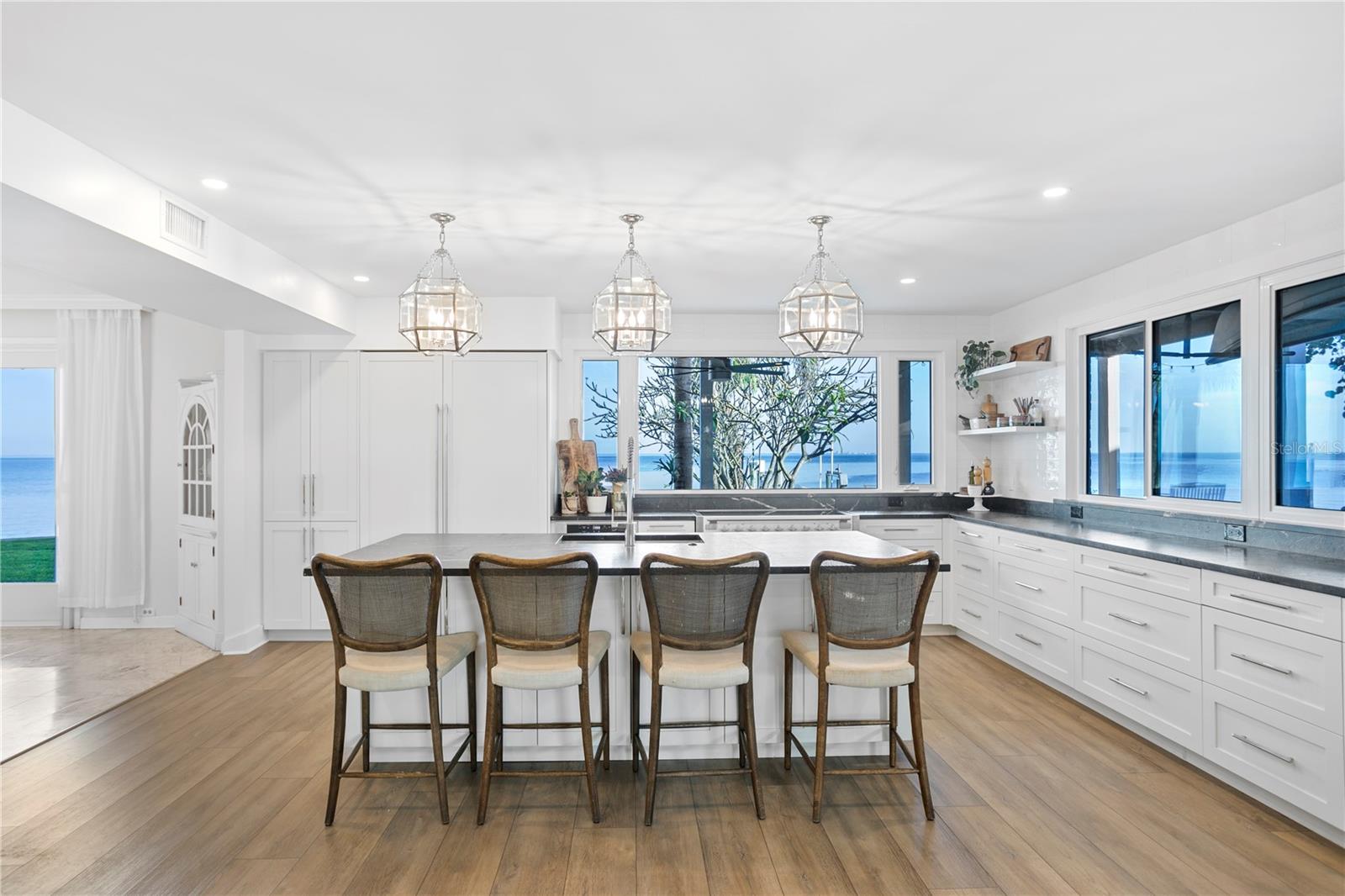 BAY COLONY ESTATES - Residential