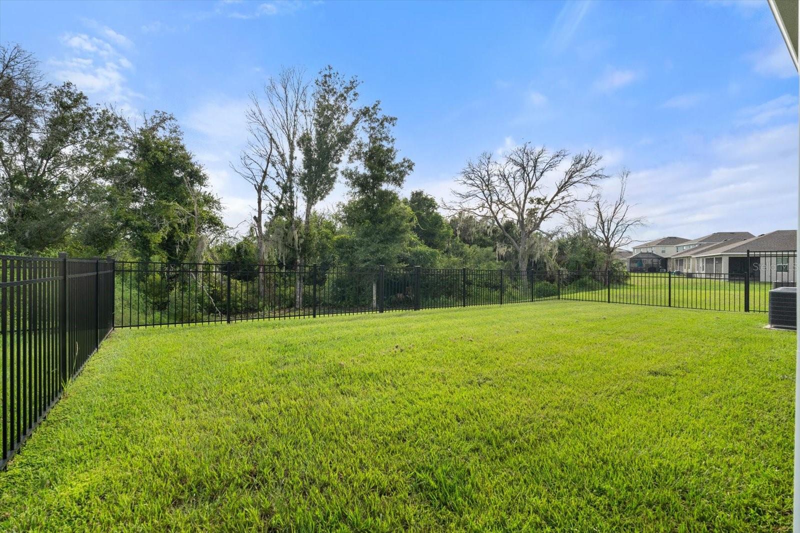 BELLA LAGO - Residential
