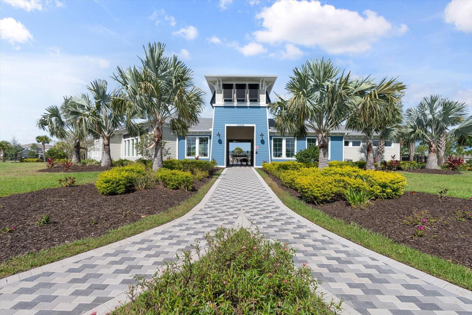 BELLA LAGO - Residential