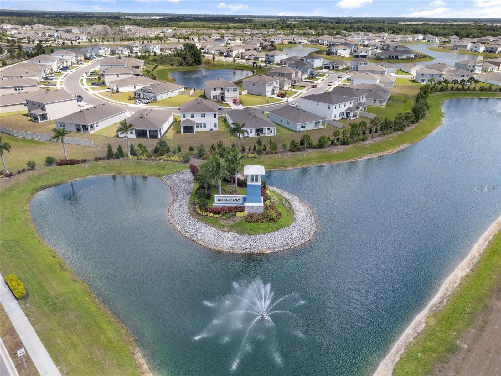 BELLA LAGO - Residential