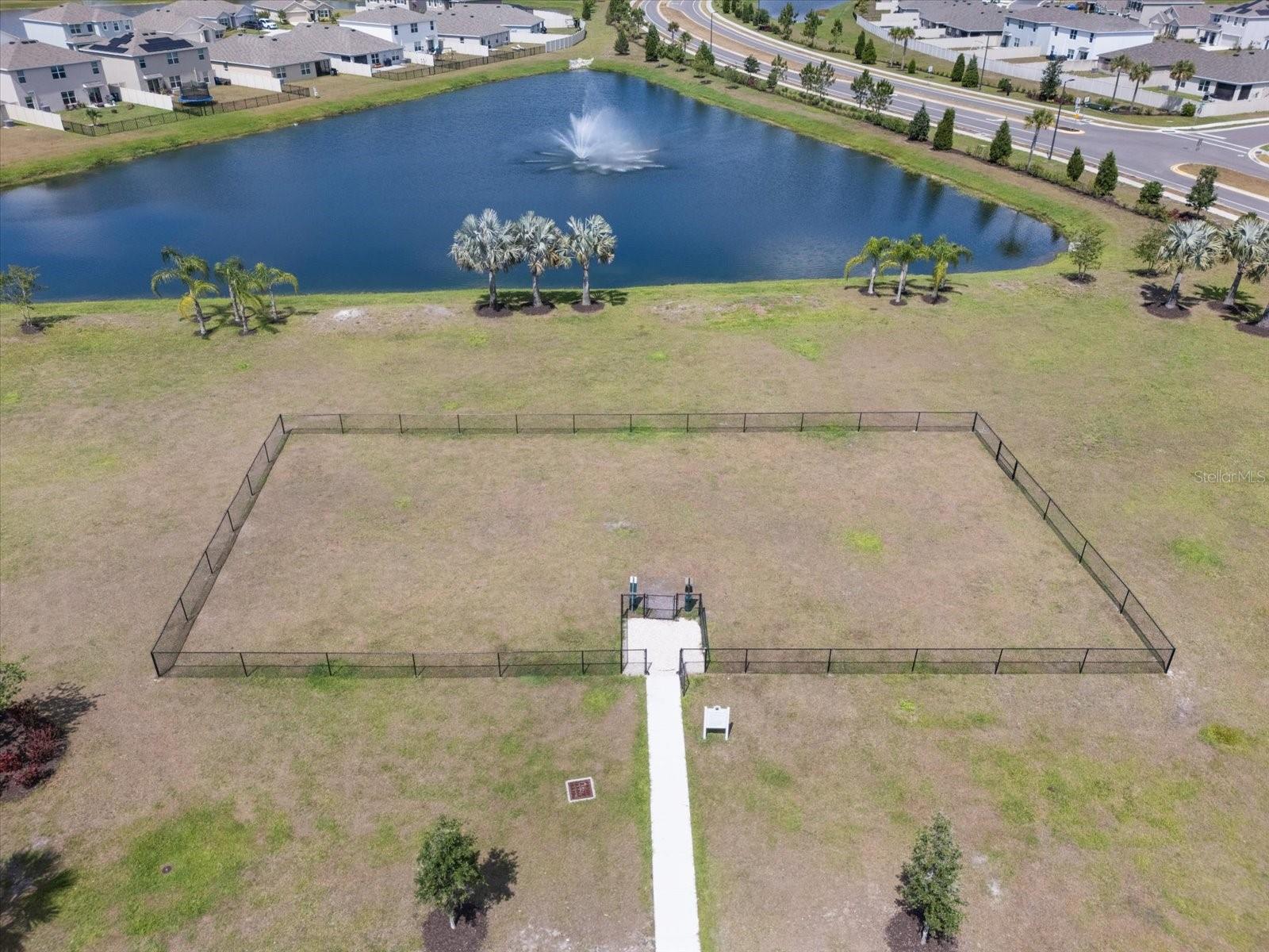 BELLA LAGO - Residential