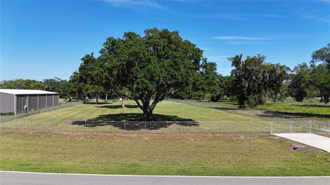 Tiny photo for 980 Duck Box Road, Umatilla, FL 32784 (MLS # G5111187)