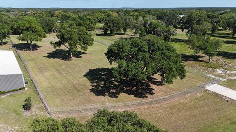 Tiny photo for 980 Duck Box Road, Umatilla, FL 32784 (MLS # G5111187)