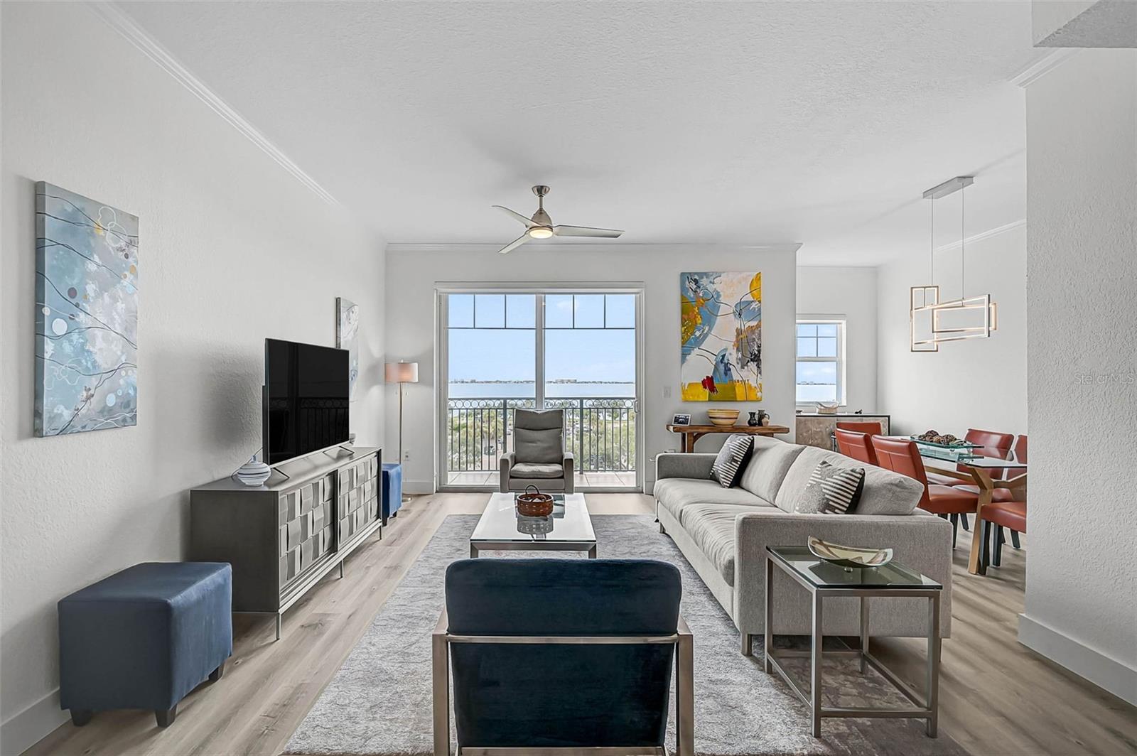 1064 N TAMIAMI TRAIL 1519