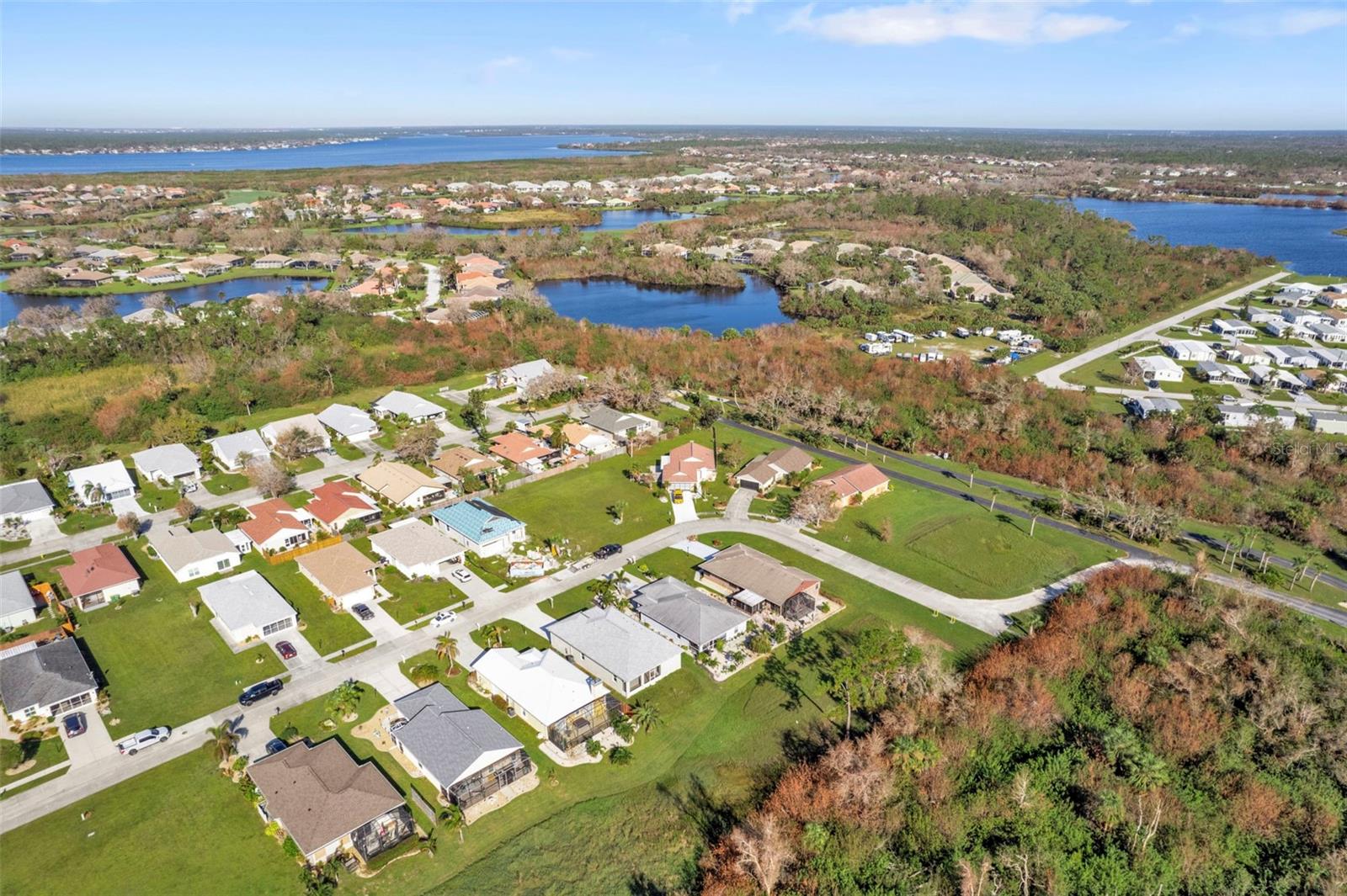 TREE TOPS AT RANGER POINT - Residential
