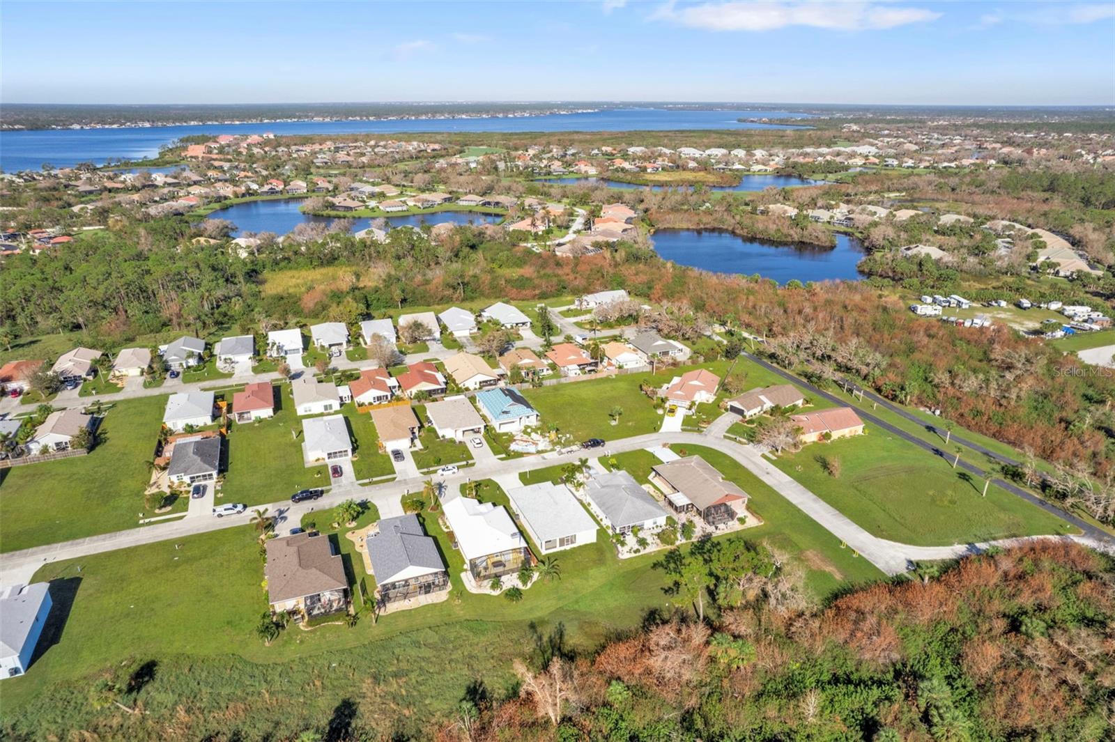 TREE TOPS AT RANGER POINT - Residential