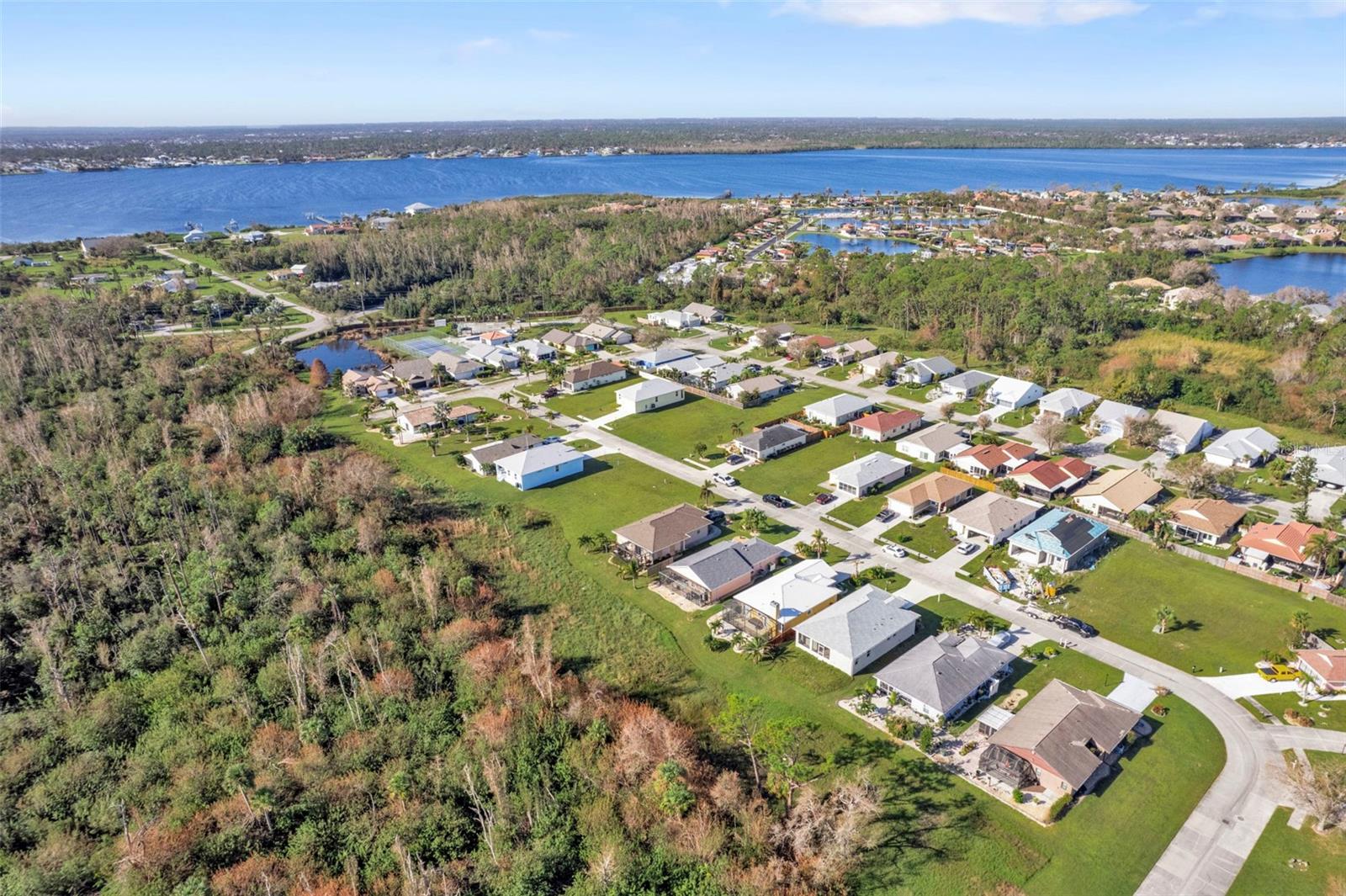 TREE TOPS AT RANGER POINT - Residential