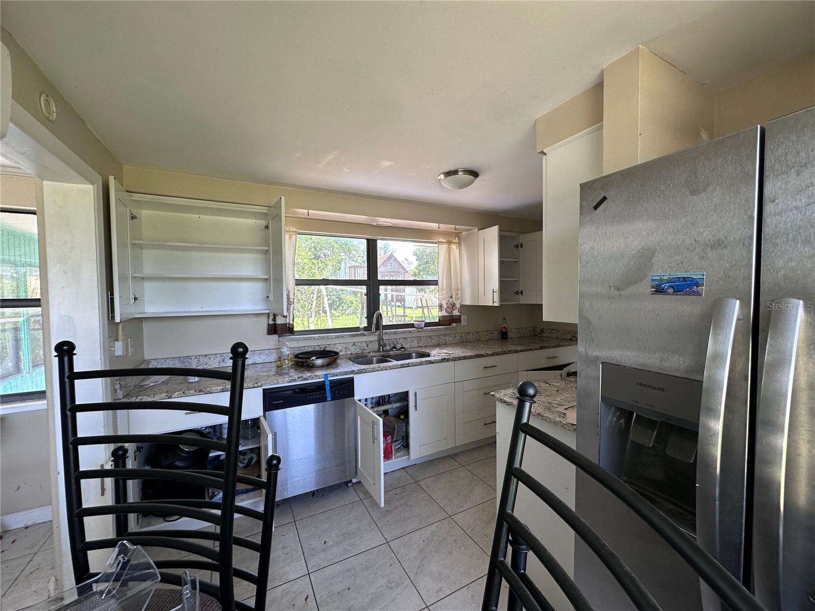 314 DICKMAN DRIVE SW