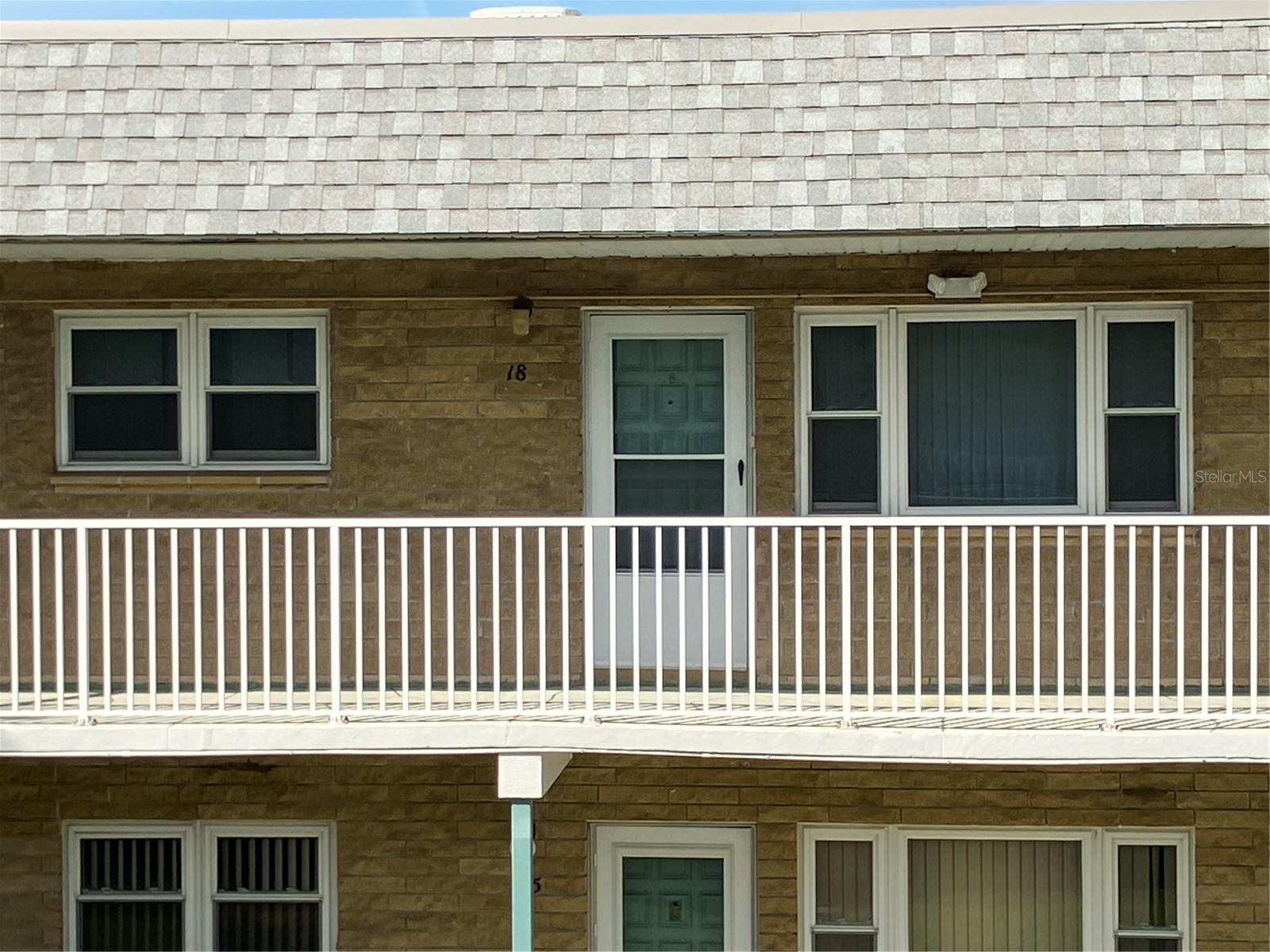 PARADISE SHORES - Residential