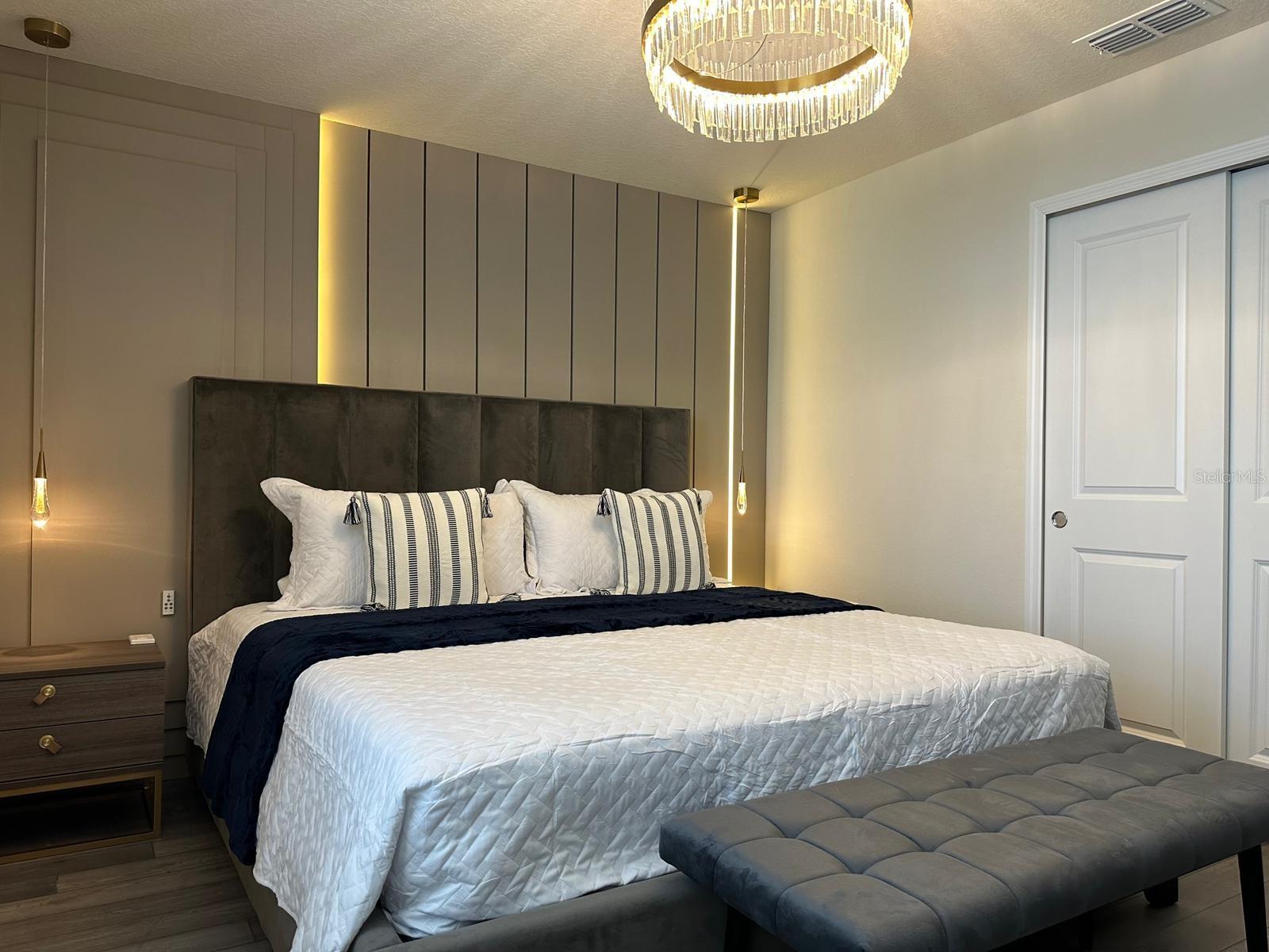 WINDSOR ISLAND RESIDENCE PH 3 - Residential