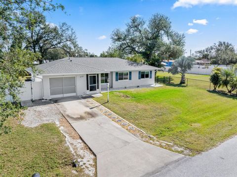 A home in PORT CHARLOTTE