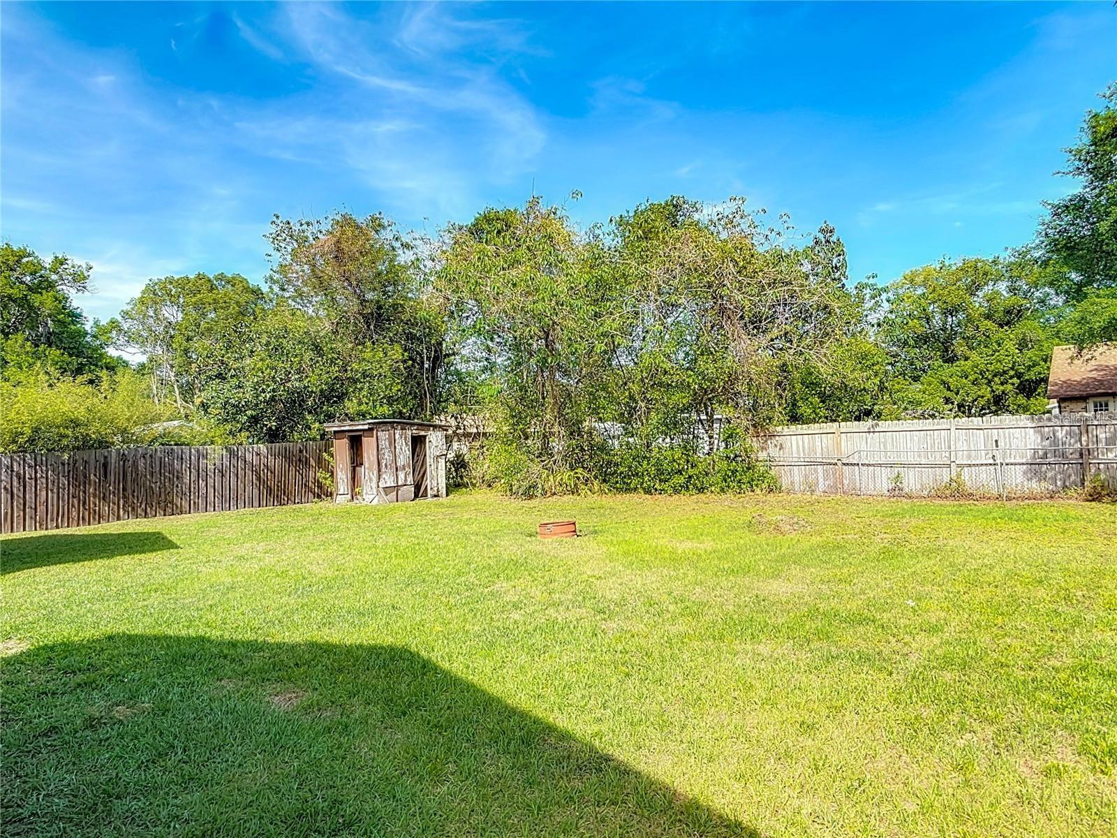 LASBURYS ADD SUNSET TERRACE - Residential