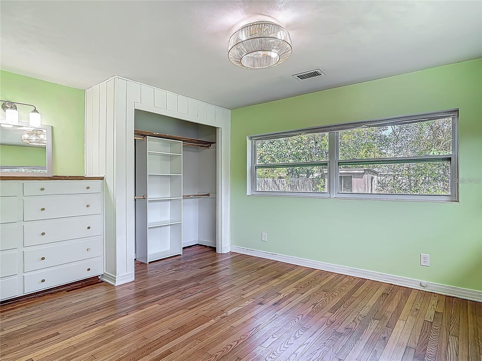 LASBURYS ADD SUNSET TERRACE - Residential