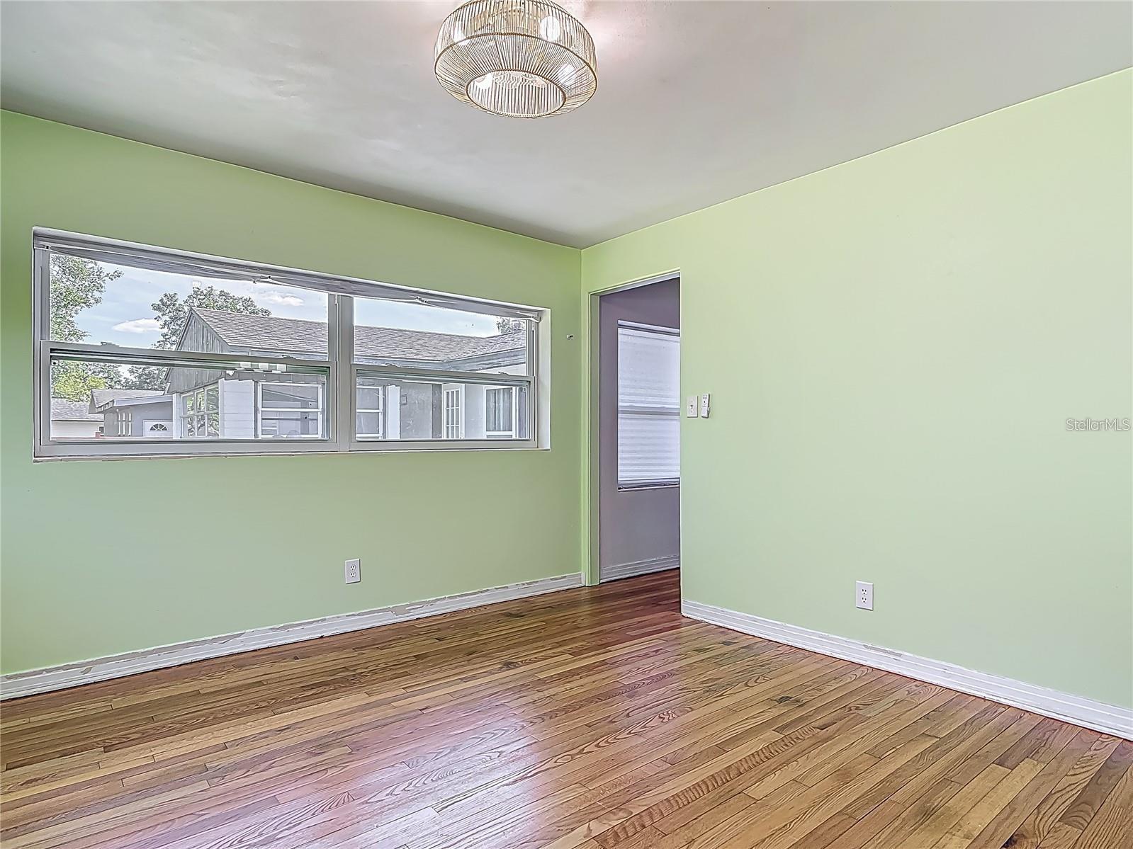 LASBURYS ADD SUNSET TERRACE - Residential