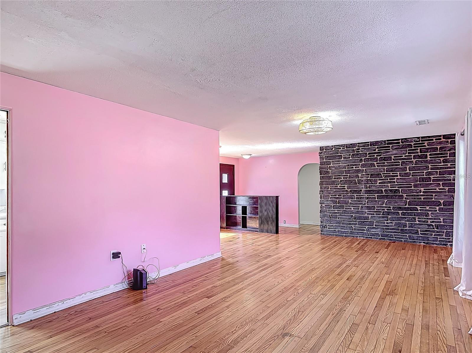 LASBURYS ADD SUNSET TERRACE - Residential