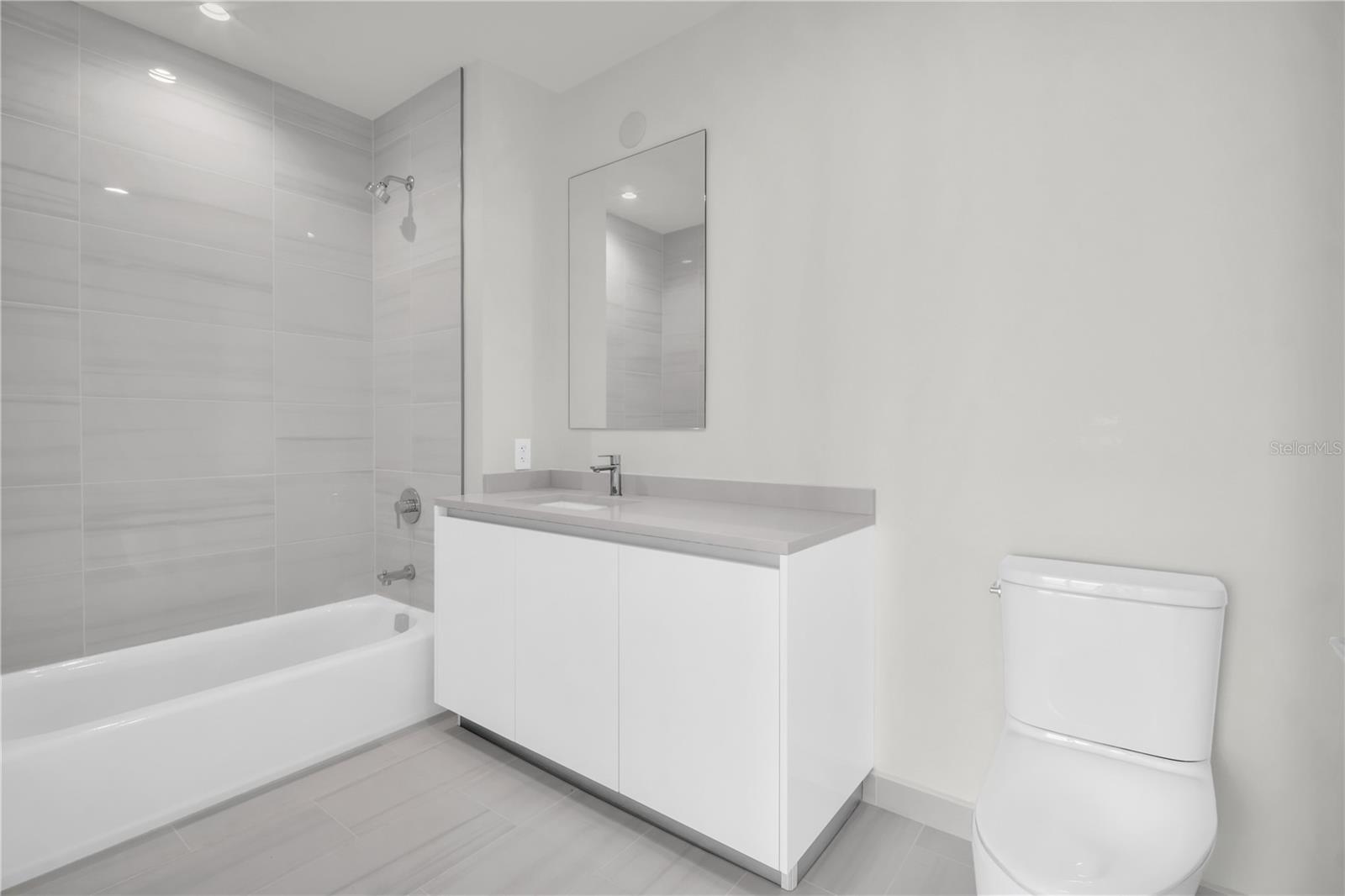 400 CENTRAL - Residential