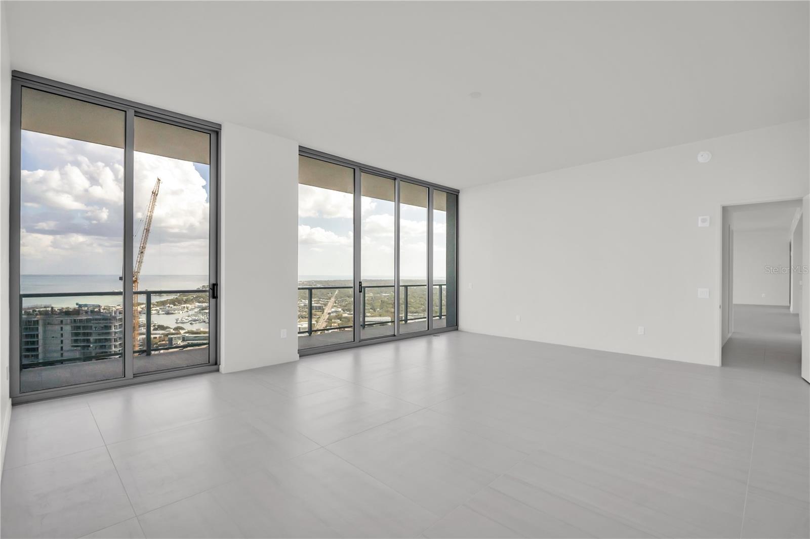 400 CENTRAL - Residential