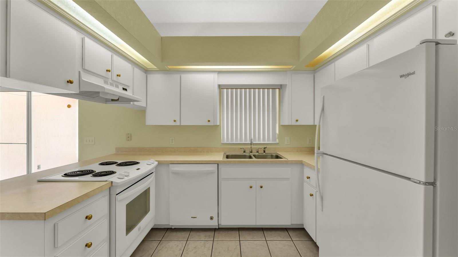 TANGERINE TRAILS - Residential