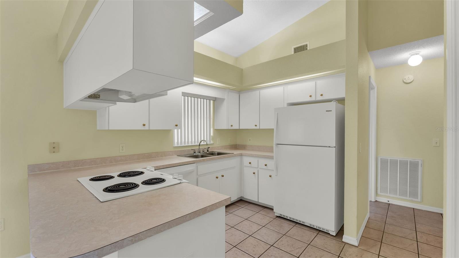 TANGERINE TRAILS - Residential