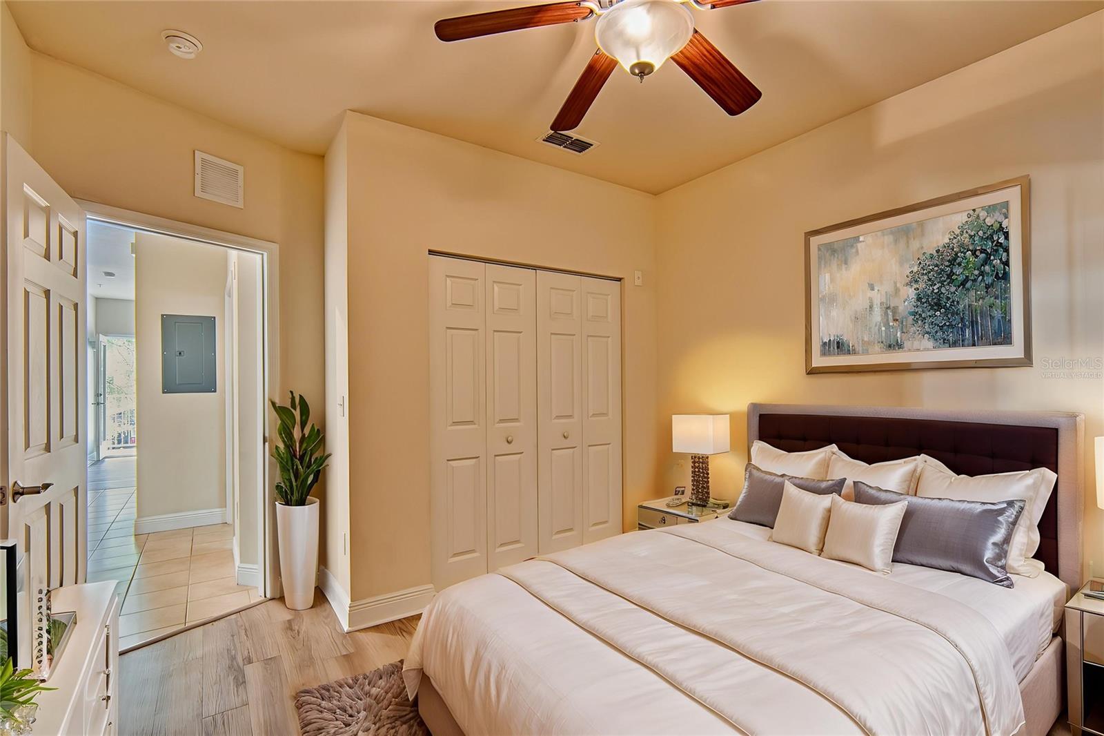 LIONSGATE CONDO - Residential