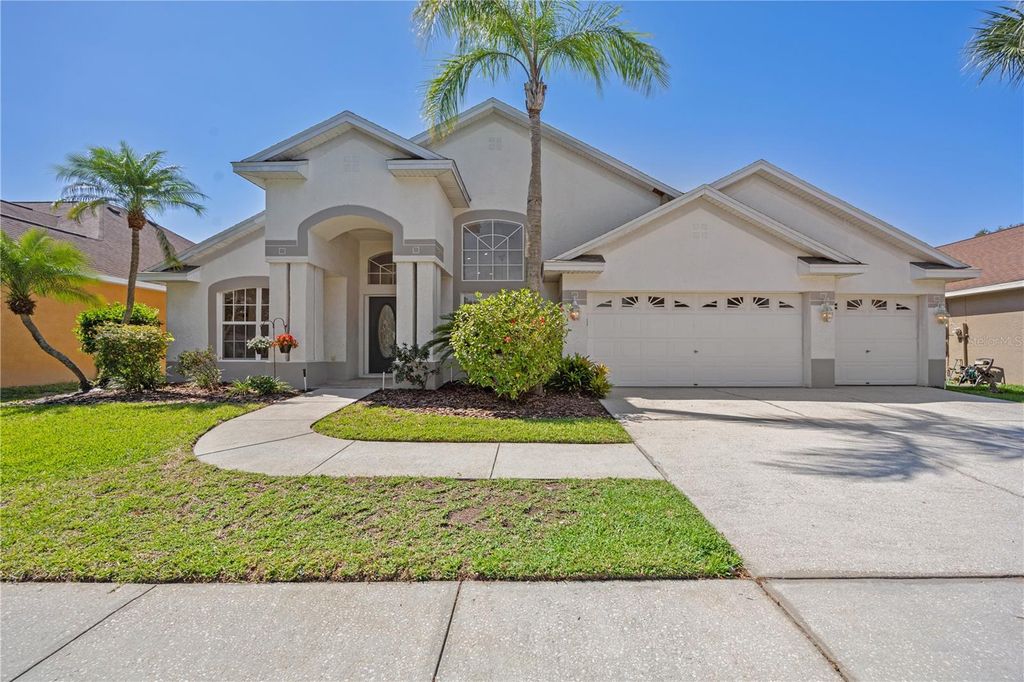 Photo of 7001 Cohasset Circle, Riverview, FL 33578 (MLS # TB8372996)