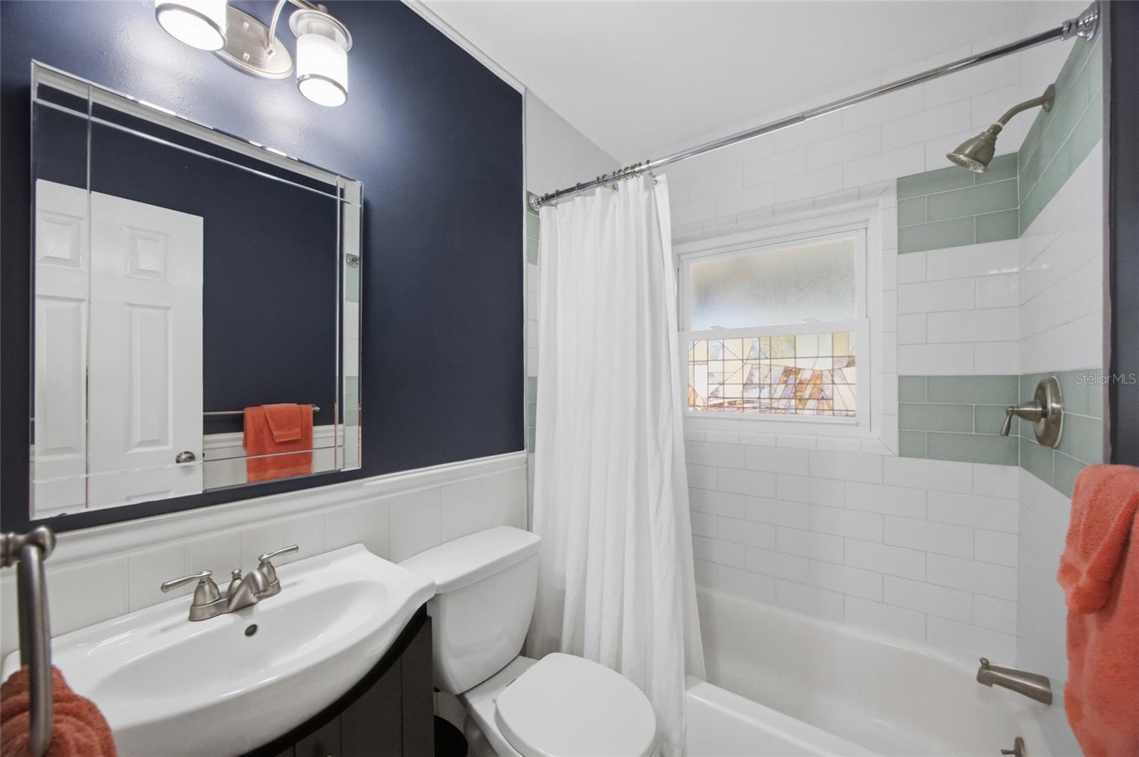 BRENTWOOD HEIGHTS 2ND ADD - Residential