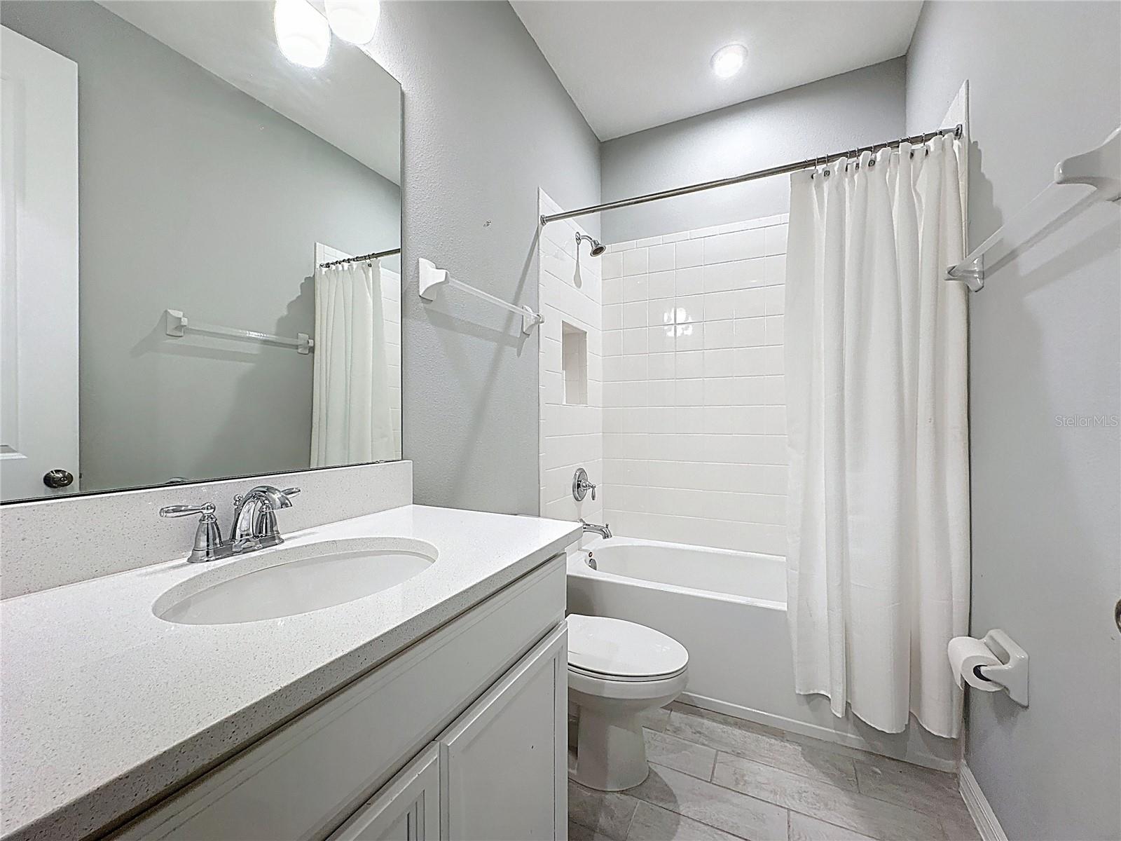 CRESTVIEW - Residential