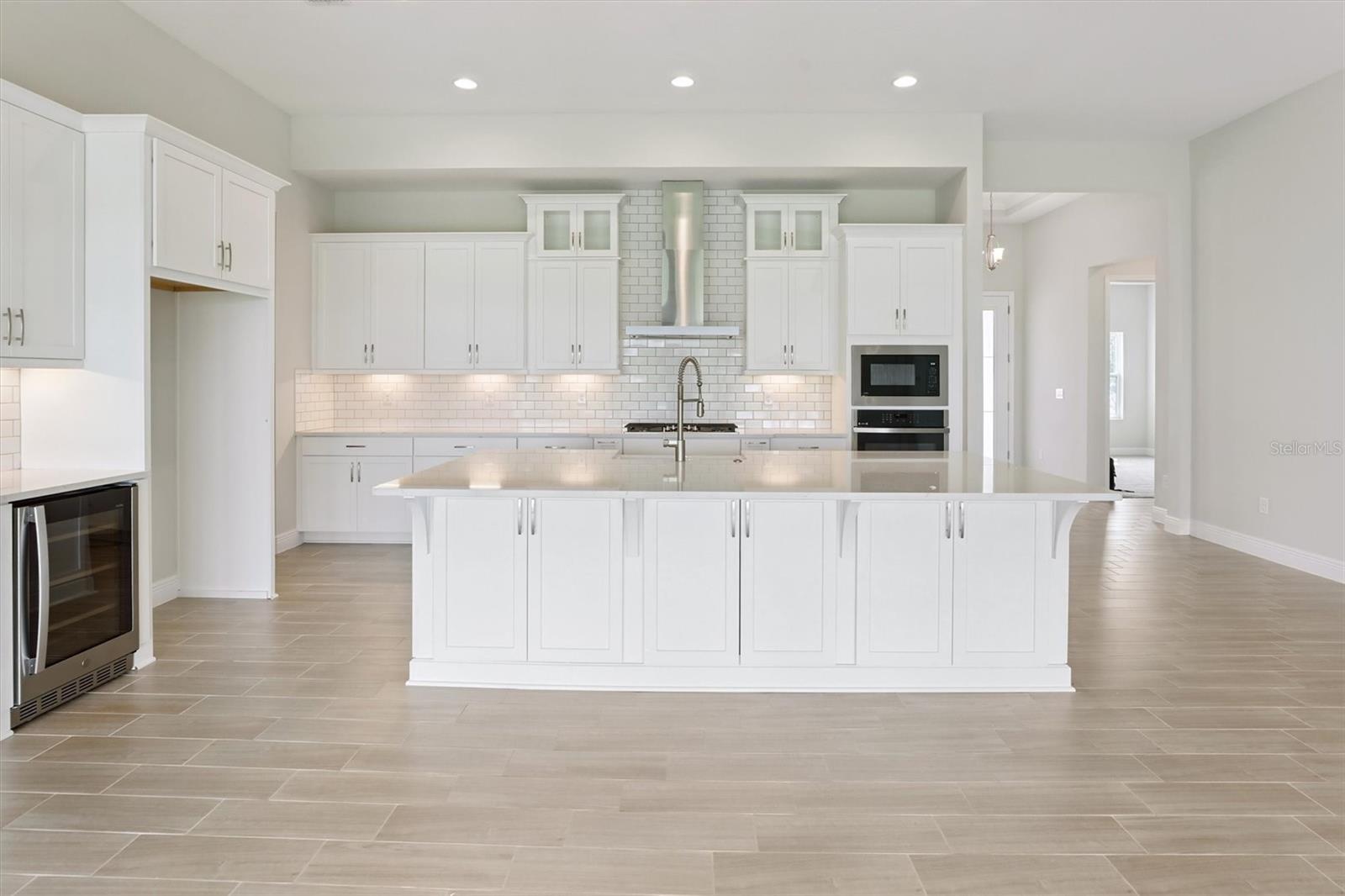 35418 BIG HAWK DRIVE