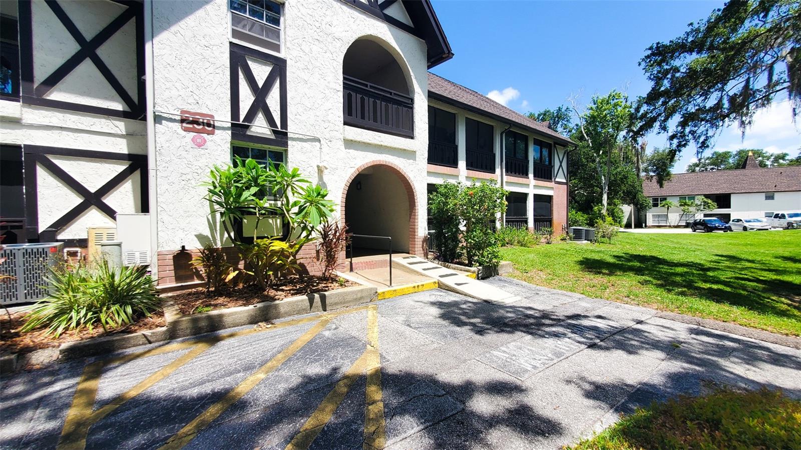 230 N BAYSHORE BOULEVARD 103