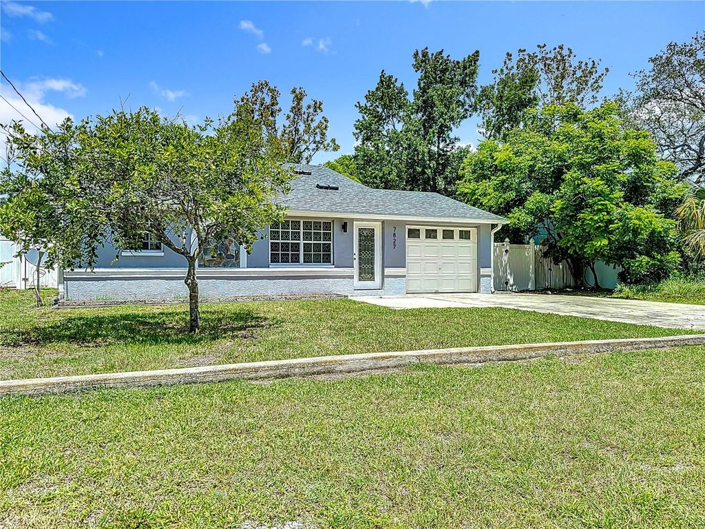 Photo of 7827 Butler Avenue, Hudson, FL 34667 (MLS # TB8417028)