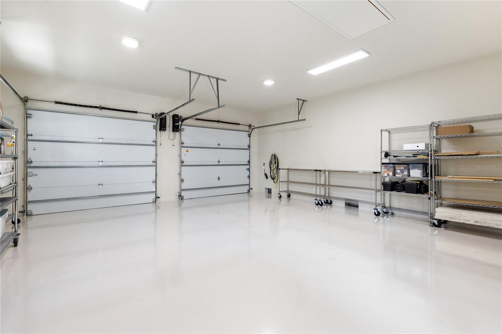 SNELL ISLE BRIGHTWATERS SEC 1 REP - Residential
