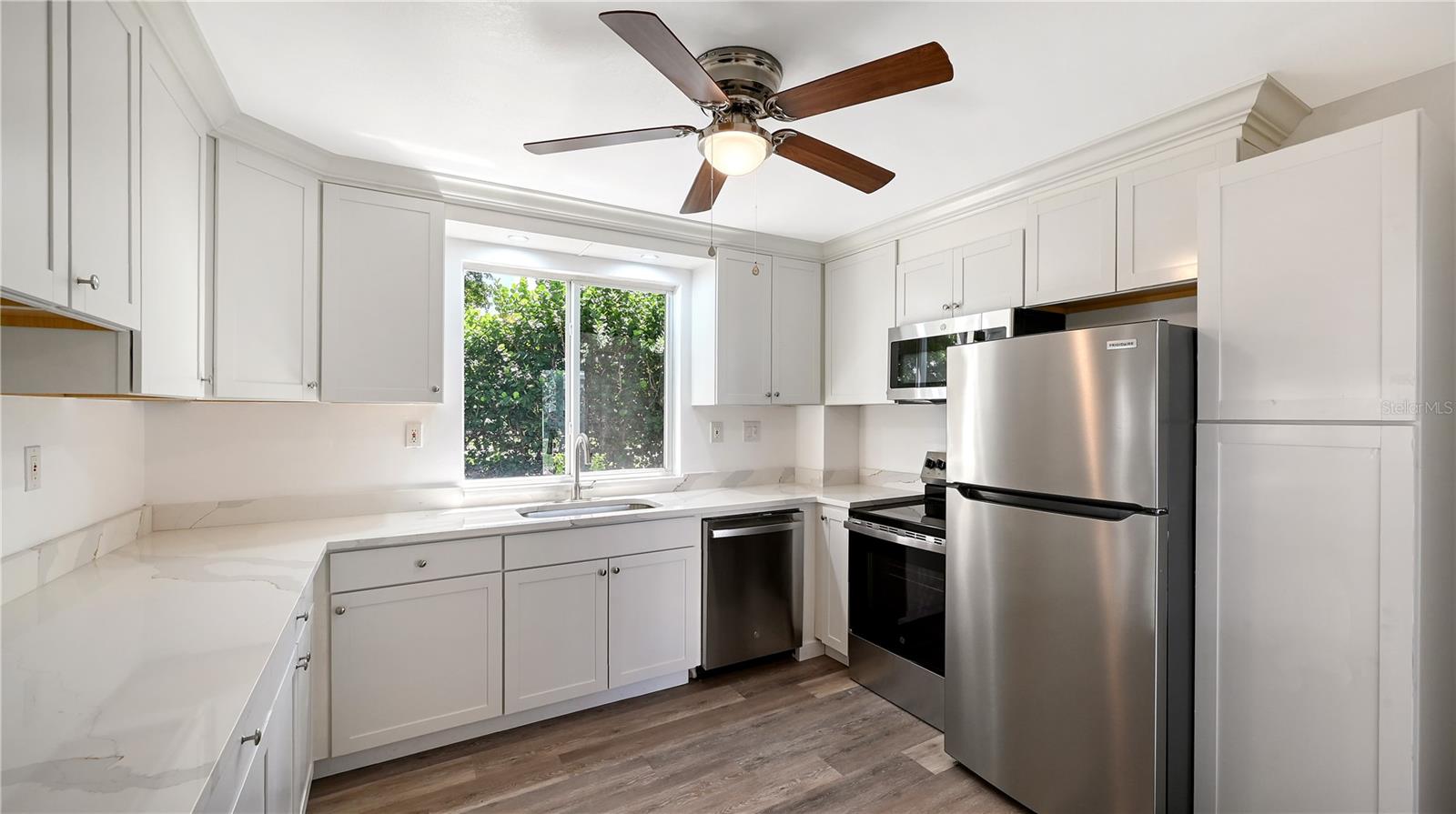 SARASOTA HARBOR EAST - Residential