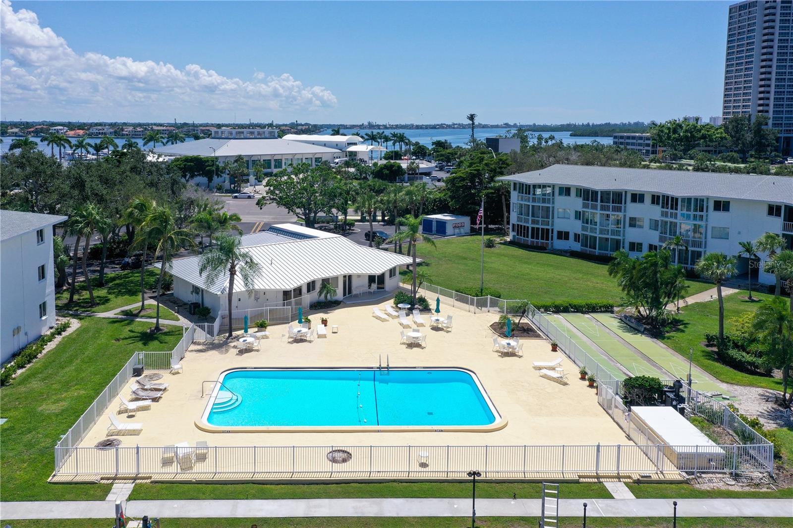 SARASOTA HARBOR EAST - Residential