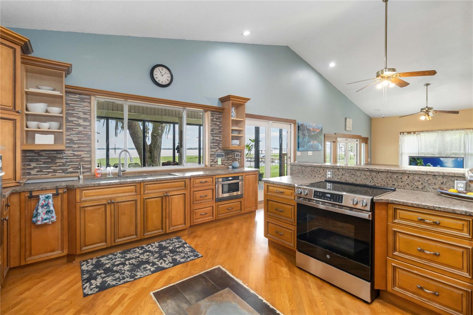 ACREAGE & UNREC - Residential