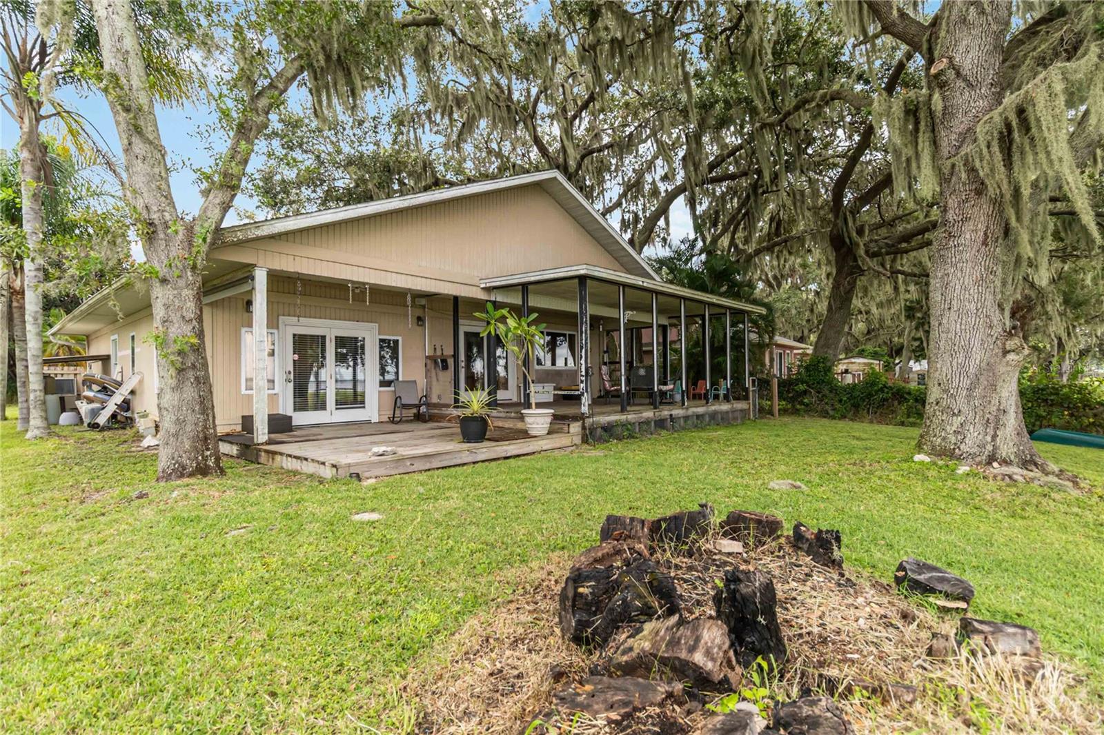 ACREAGE & UNREC - Residential