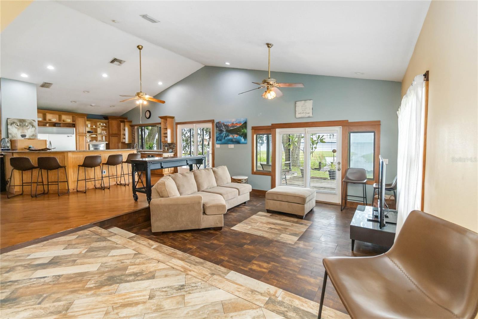 ACREAGE & UNREC - Residential