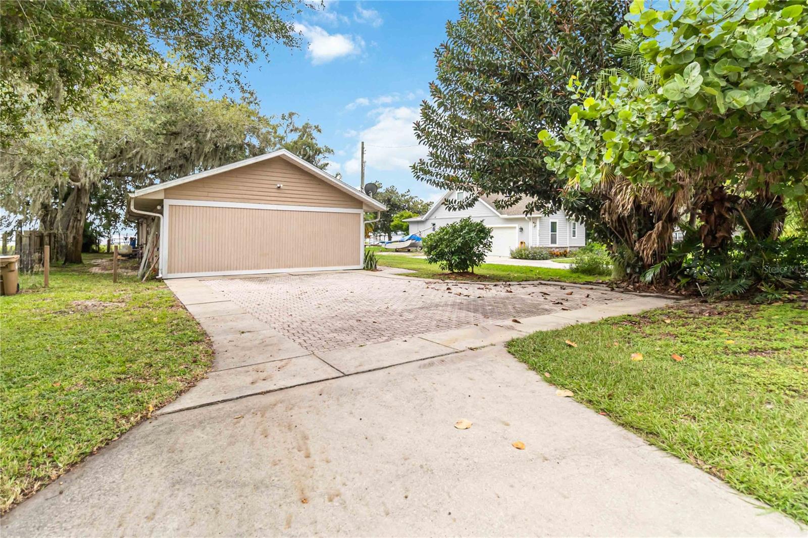 ACREAGE & UNREC - Residential