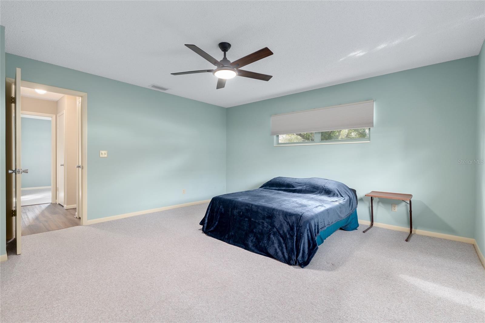 ON TOP OF THE WORLD - Residential