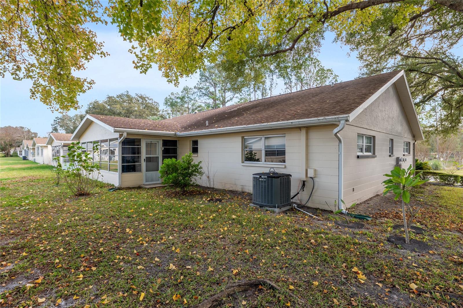 ON TOP OF THE WORLD - Residential