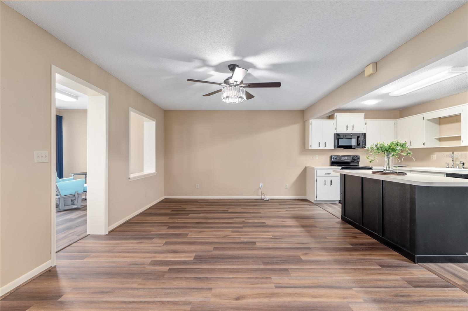 ON TOP OF THE WORLD - Residential