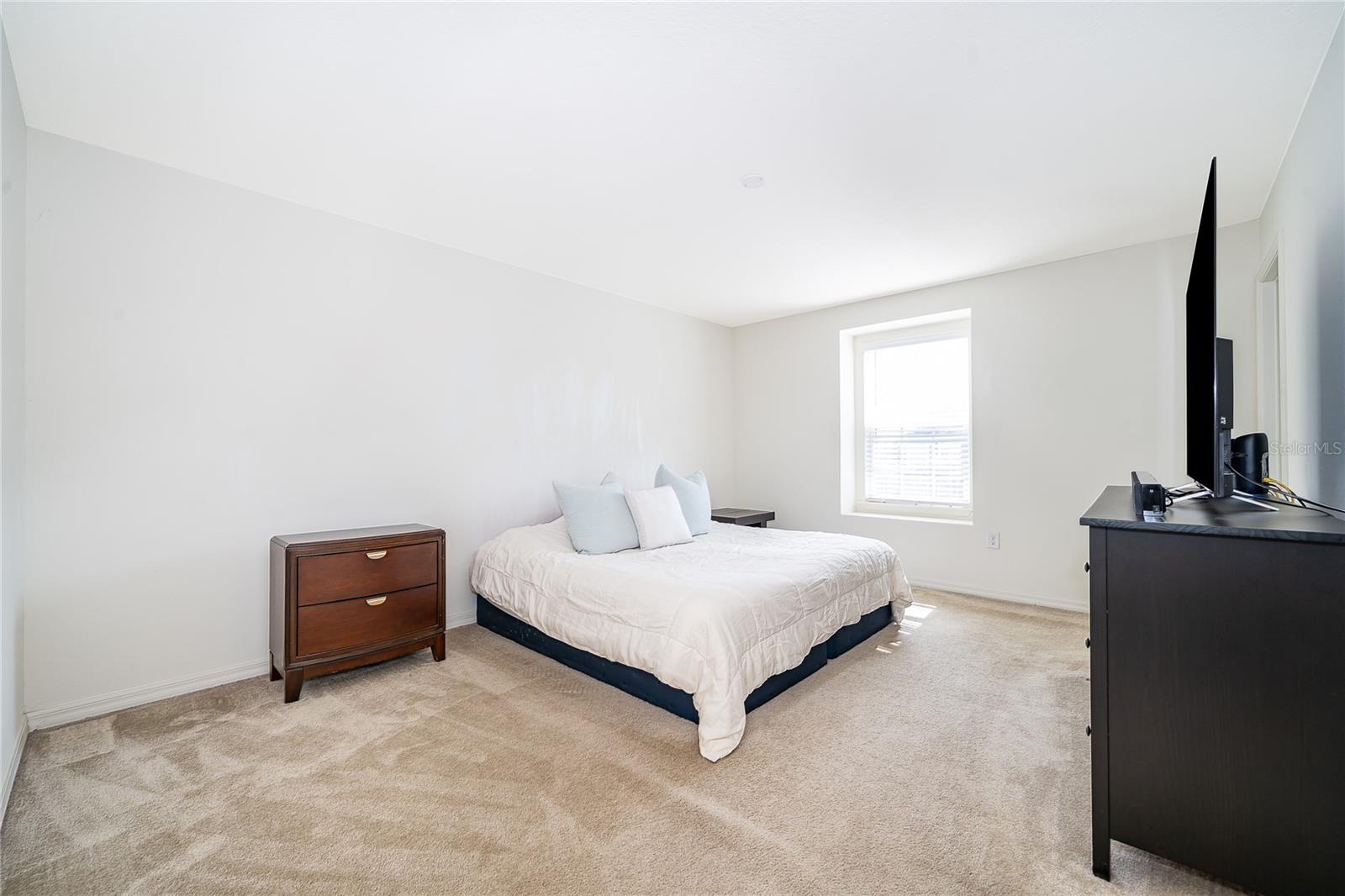 VINEYARDS/HORIZONS WEST PH 4 - Residential