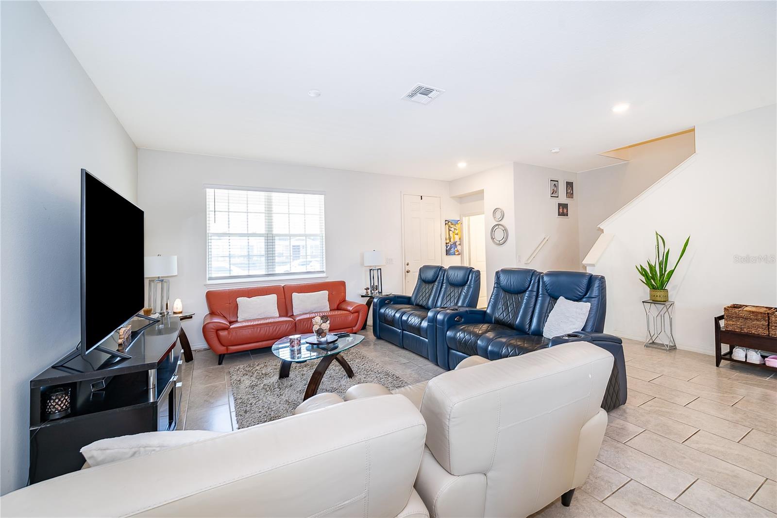 VINEYARDS/HORIZONS WEST PH 4 - Residential