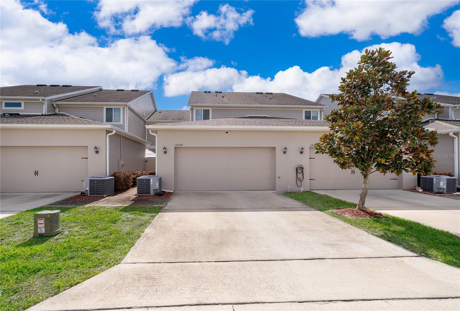 VINEYARDS/HORIZONS WEST PH 4 - Residential