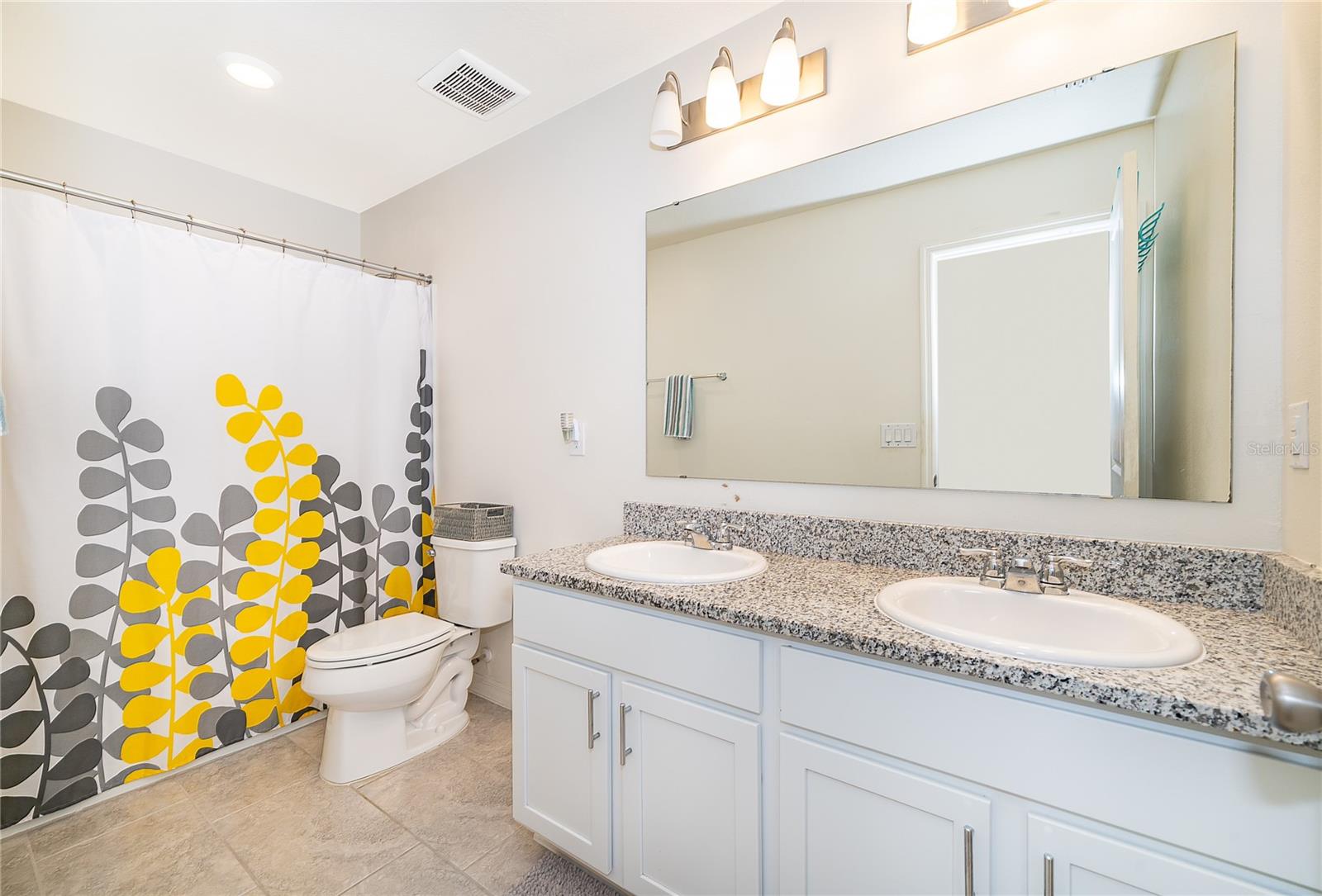 VINEYARDS/HORIZONS WEST PH 4 - Residential