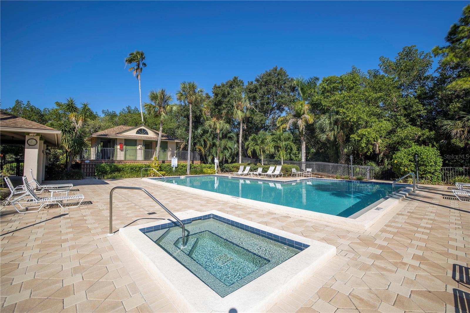 RIVIERA BAY SECOND ADD PT REP & ADD - Residential
