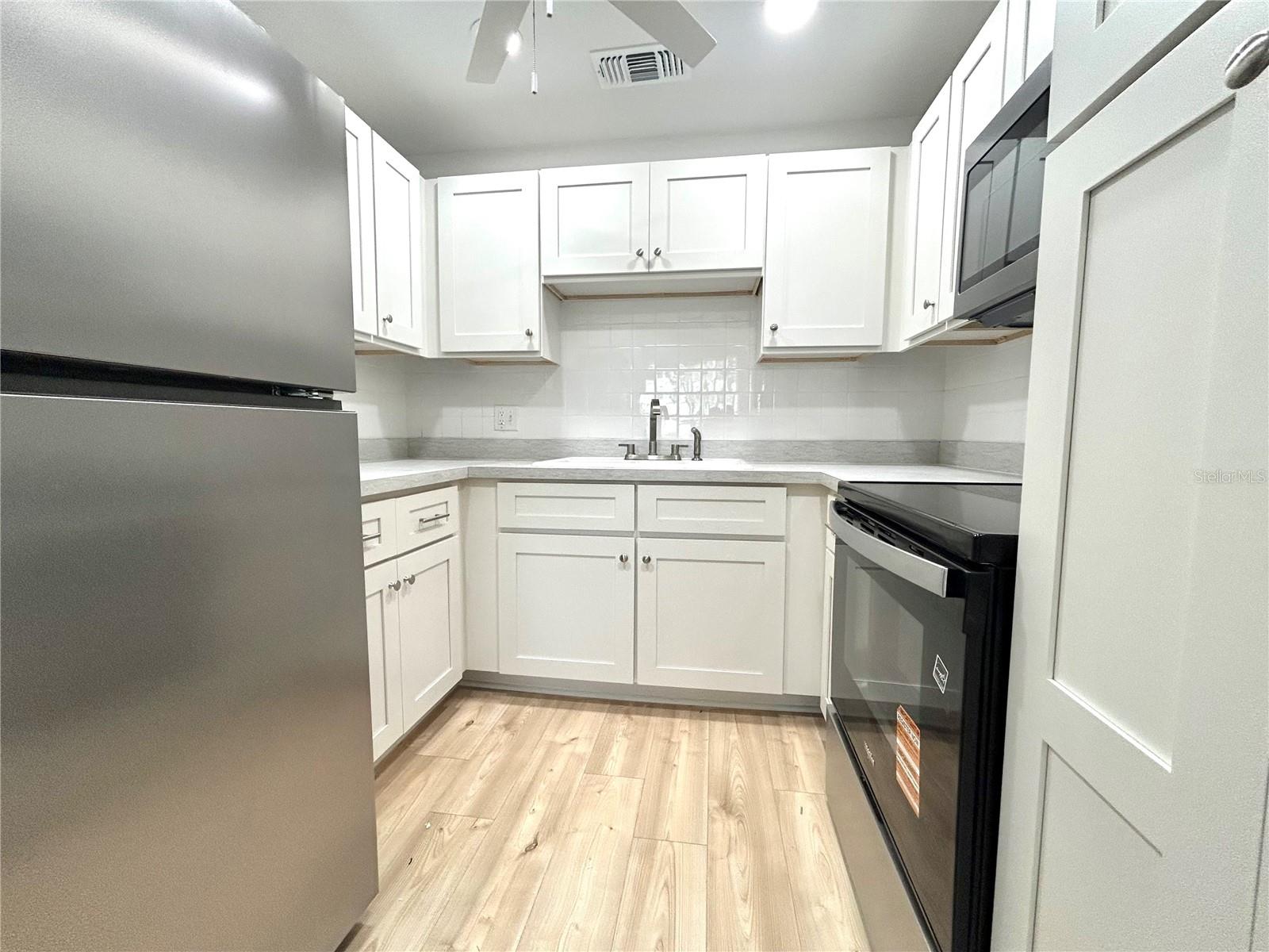 TRADEWINDS CONDO - Residential